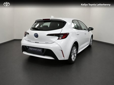 2026 Toyota Corolla - photo 2