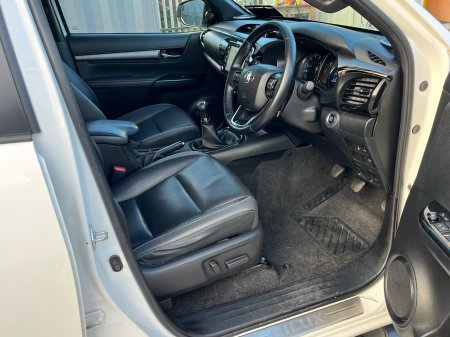 2021 Toyota Hilux - photo 10