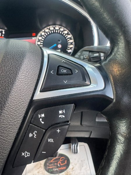 2017 Ford Edge - photo 21