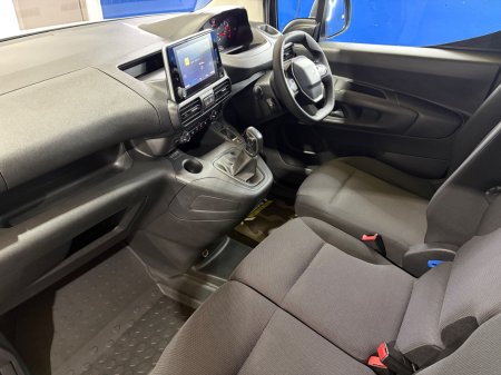 2021 Peugeot Partner - photo 13