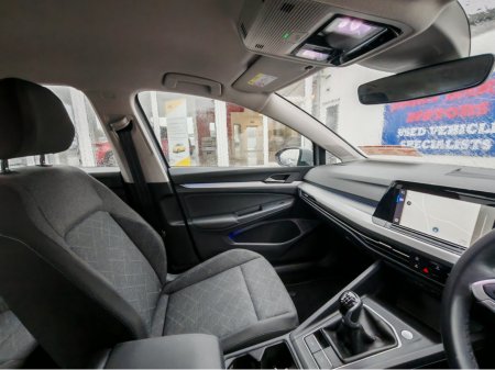 2024 Volkswagen Golf - photo 15