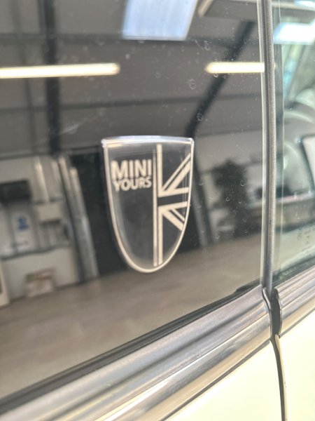 2021 Mini Cooper - photo 2