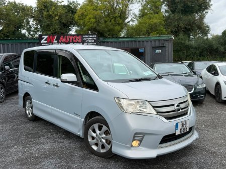 2013 Nissan Serena - photo 2