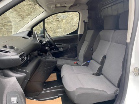 2021 Peugeot Partner - photo 15