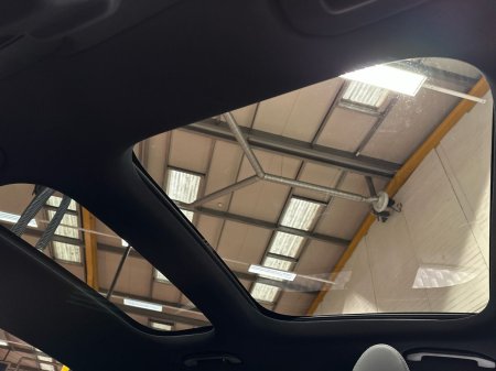 2022 Mercedes-Benz E-Class - photo 18