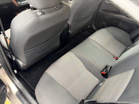 2016 Toyota Avensis - photo 15