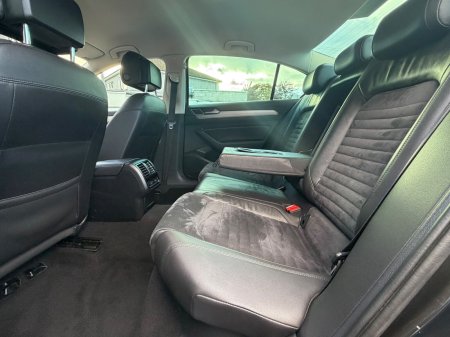 2020 Volkswagen Passat - photo 27