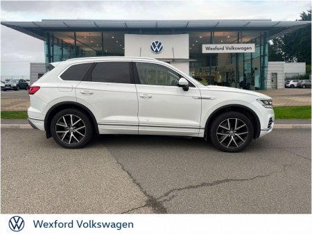 2019 Volkswagen Touareg - photo 3