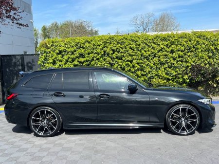2023 BMW 3-Series - photo 2