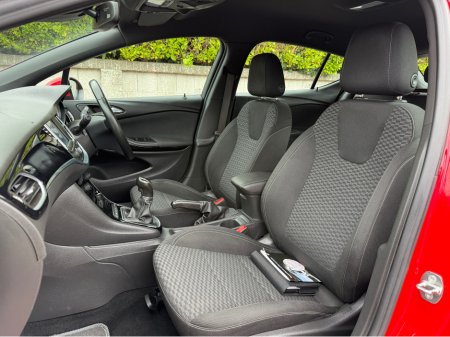 2016 Opel Astra - photo 21