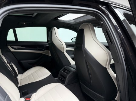 2025 Porsche Panamera - photo 13