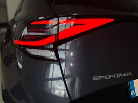 2025 Kia Sportage - photo 9