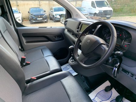 2021 Peugeot Expert - photo 17