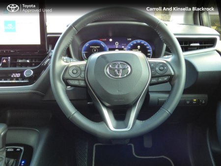 2025 Toyota Corolla - photo 9