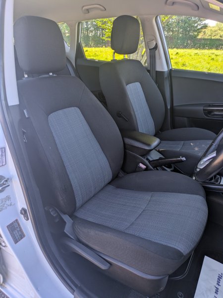 2012 Kia Ceed - photo 12