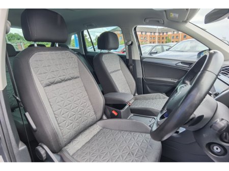 2022 Volkswagen Tiguan - photo 9