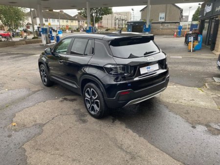 2025 Jeep Avenger - photo 14