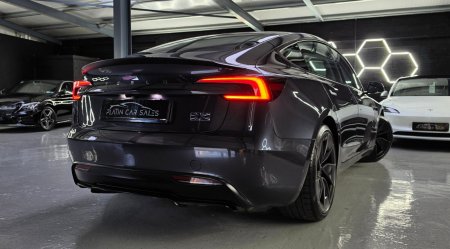 2024 Tesla Model 3 - photo 9