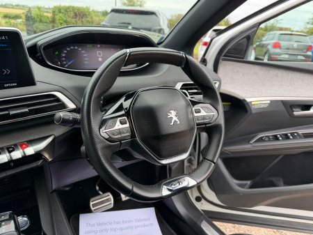 2018 Peugeot 5008 - photo 19