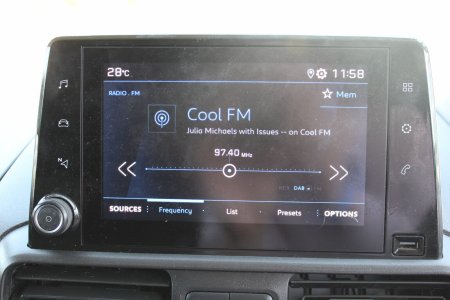 2020 Peugeot Partner - photo 22