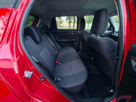 2018 Suzuki Swift - photo 17