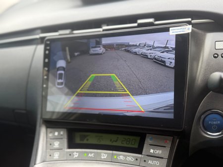 2015 Toyota Prius - photo 16