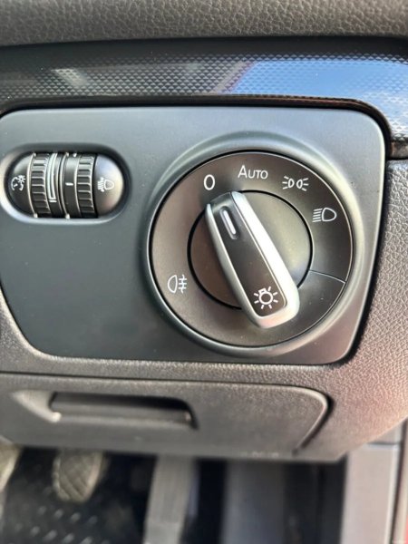 2011 Volkswagen Golf - photo 19