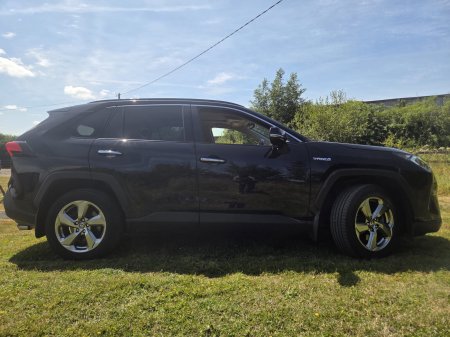 2021 Toyota RAV4 - photo 8