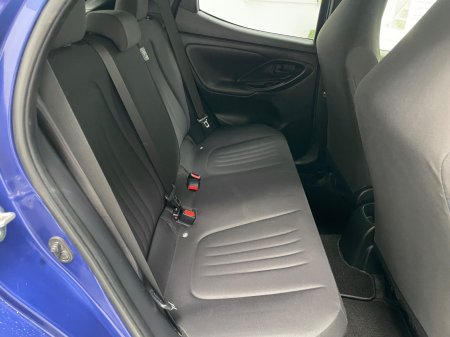 2022 Toyota Yaris - photo 14