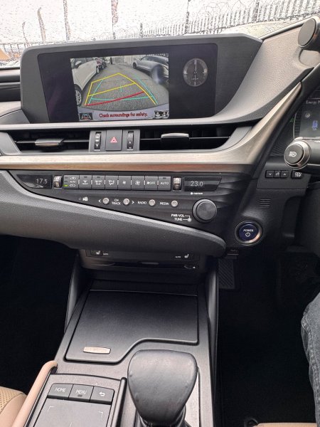 2019 Lexus ES - photo 15