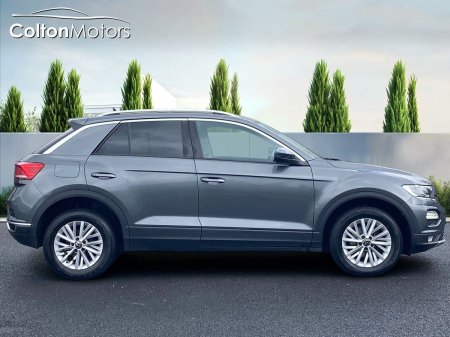 2022 Volkswagen T-Roc - photo 3