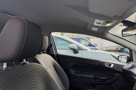 2017 Ford Fiesta - photo 17