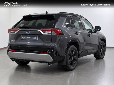 2020 Toyota RAV4 - photo 2