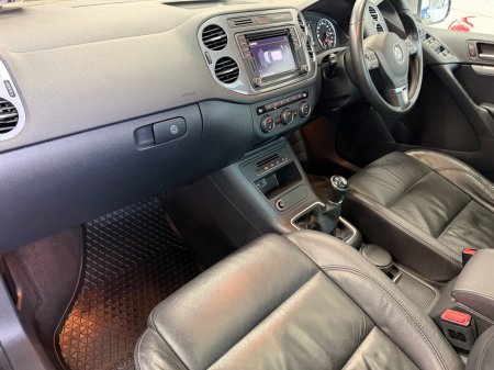 2016 Volkswagen Tiguan - photo 2