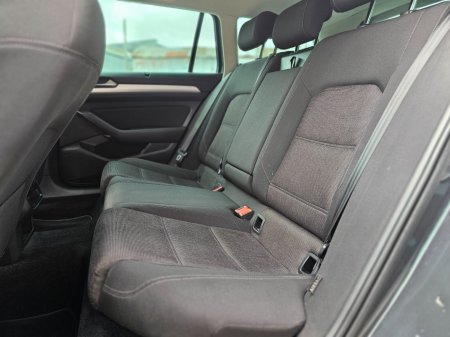 2016 Volkswagen Passat - photo 13