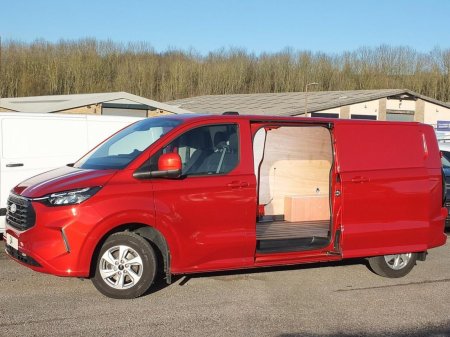 2024 Ford Transit Custom - photo 2