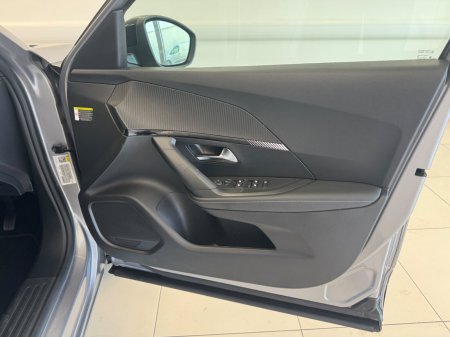 2024 Peugeot 2008 - photo 8