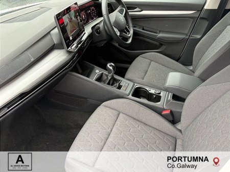 2025 Volkswagen Golf - photo 4