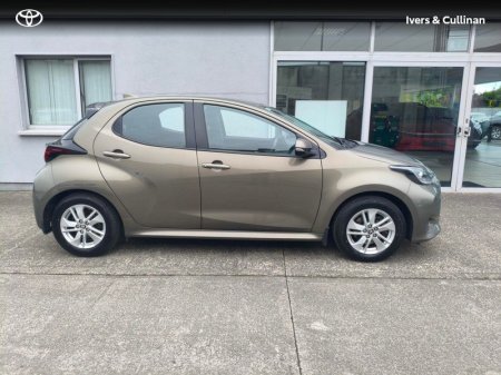 2022 Toyota Yaris - photo 3