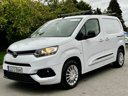 2022 Toyota Proace City - photo 9