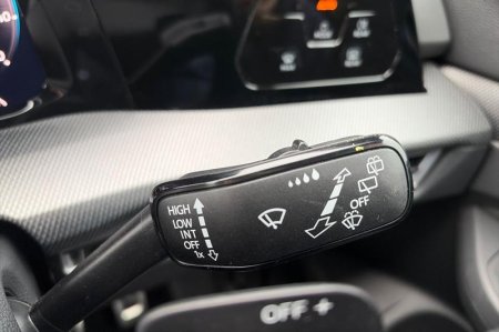 2026 Volkswagen Golf - photo 15
