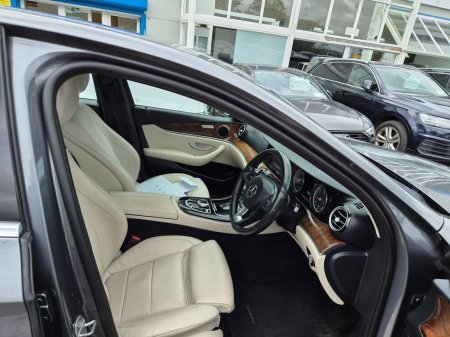 2017 Mercedes-Benz E-Class - photo 5
