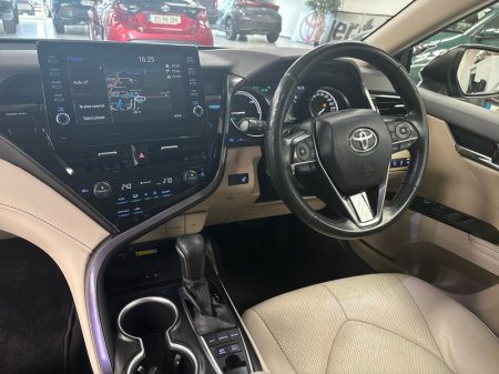 2023 Toyota Camry - photo 8