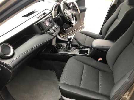 2016 Toyota RAV4 - photo 10