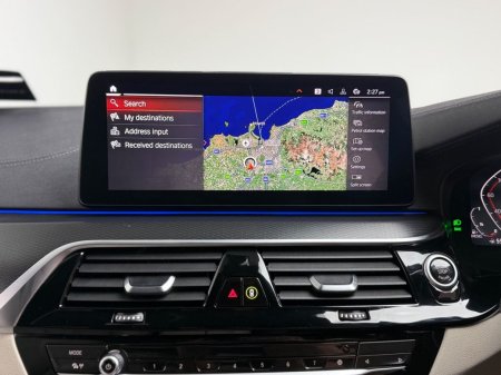 2022 BMW 5-Series - photo 17