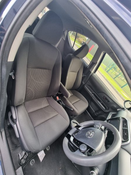 2019 Toyota Aqua - photo 15