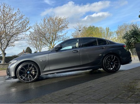 2021 BMW 3-Series - photo 7