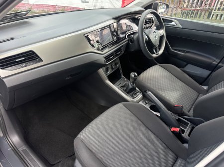 2018 Volkswagen Polo - photo 28