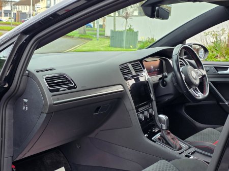 2020 Volkswagen Golf - photo 22