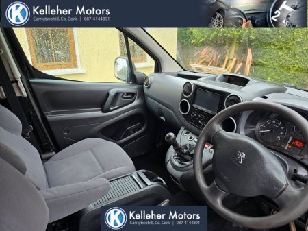 2012 Peugeot Partner - photo 10